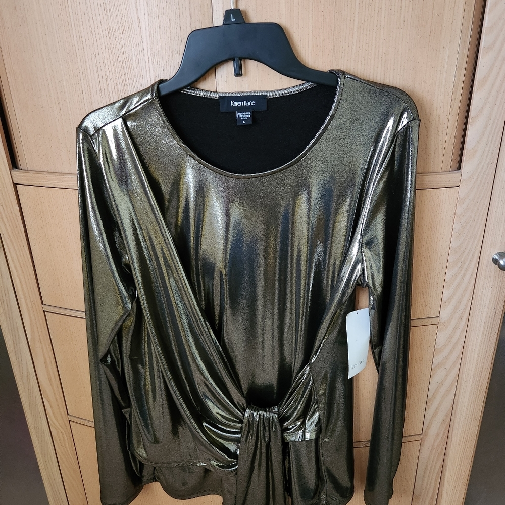 Women's Metallic Top